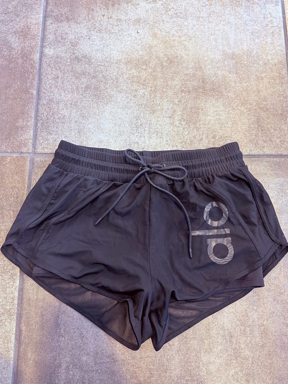 Alo Running Shorts - size small